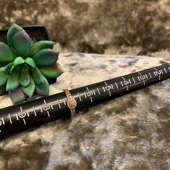 🌟Judith Ripka stackable orange floral ring🌟 - Picture 5 of 8